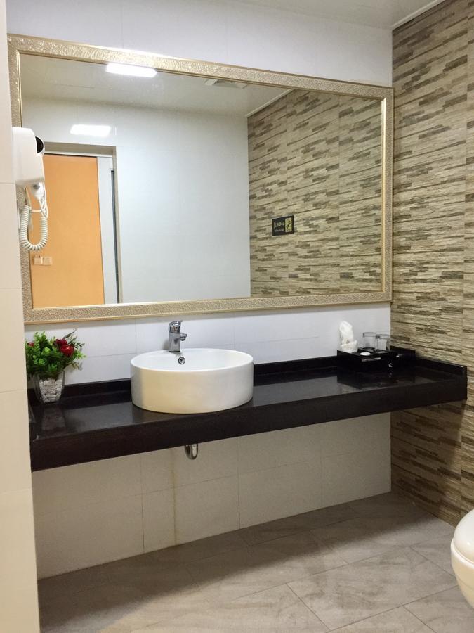 Bi Ying Hotel Guangzhou Luaran gambar